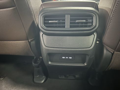 Used 2024 Honda Passport EX-L image 25