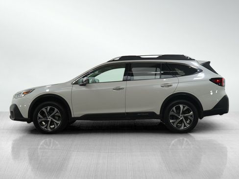 Used 2022 Subaru Outback Touring image 2