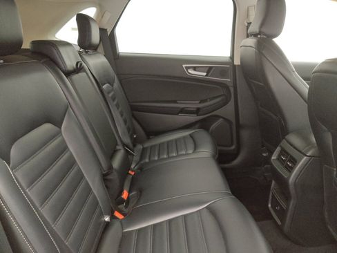 Used 2023 Ford Edge SEL image 19