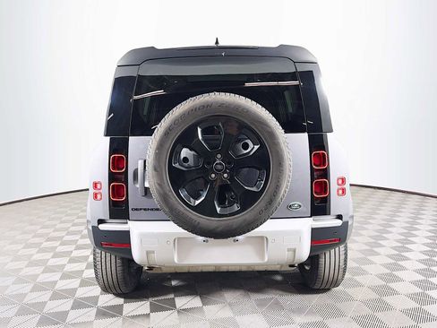 Used 2022 Land Rover Defender 110 S AWD/4WD image 6