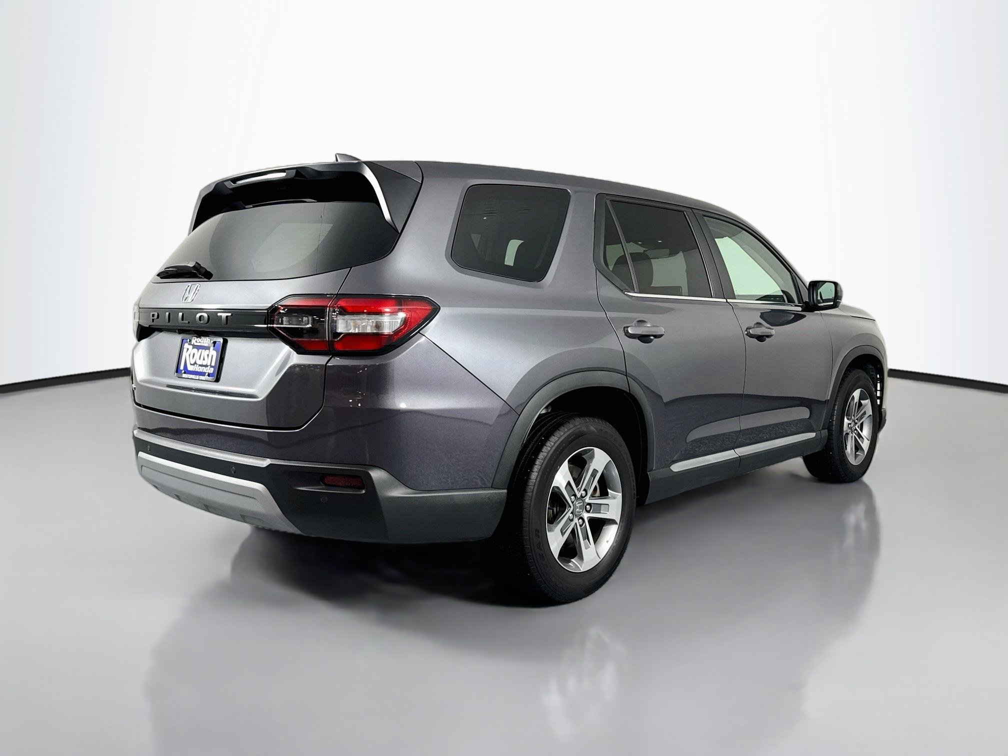 Certified 2024 Honda Pilot EX-L image 5