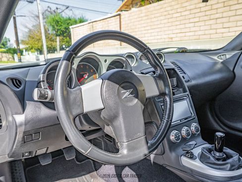 Used 2006 Nissan 350Z Coupe w/ (N93) Cargo Convenience Pkg RWD image 21