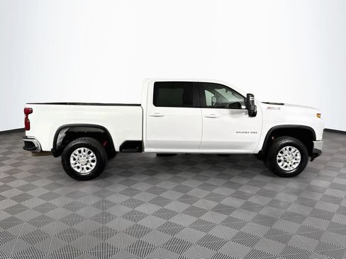 Used 2023 Chevrolet Silverado 2500 LT AWD/4WD image 8