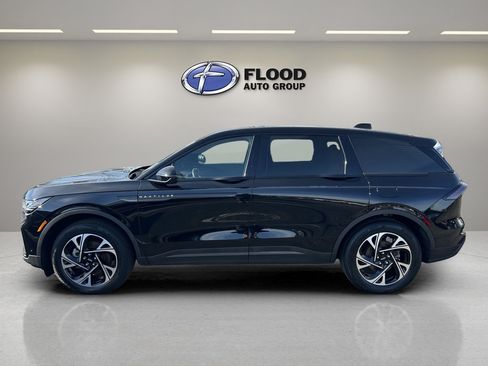 Used 2024 Lincoln Nautilus Premier w/ Jet Appearance Package image 5