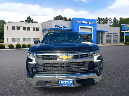 Used 2025 Chevrolet Silverado 1500 LT AWD/4WD image 19
