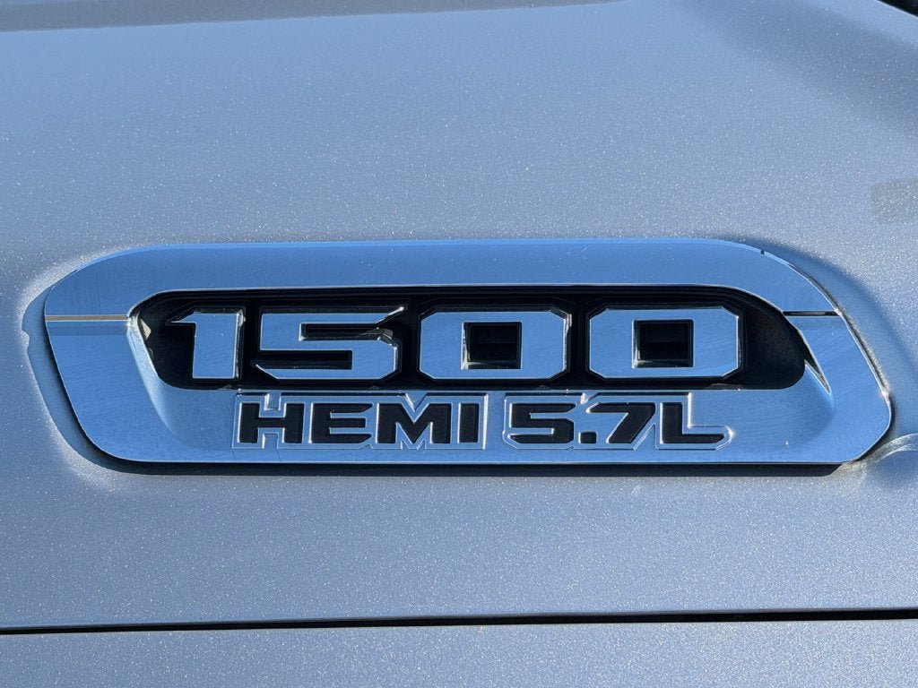 Used 2019 RAM 1500 Big Horn AWD/4WD image 36
