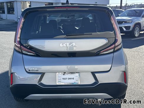 Used 2023 Kia Soul LX w/ Option Group 015 image 4