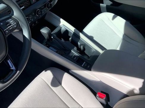 Used 2024 Honda Accord EX image 17