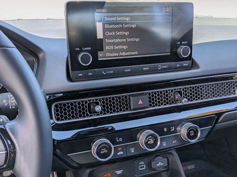 Used 2022 Honda Civic Sport image 12