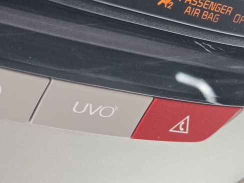 Used 2022 Kia Seltos SX w/ Sunroof Package image 9