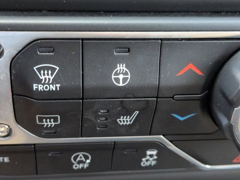Used 2018 Jeep Wrangler Unlimited Sport S AWD/4WD image 22