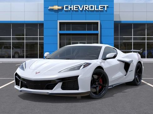 New 2027 Chevrolet Corvette Grand Sport w/ Z52 Sport Performance Package RWD image 6