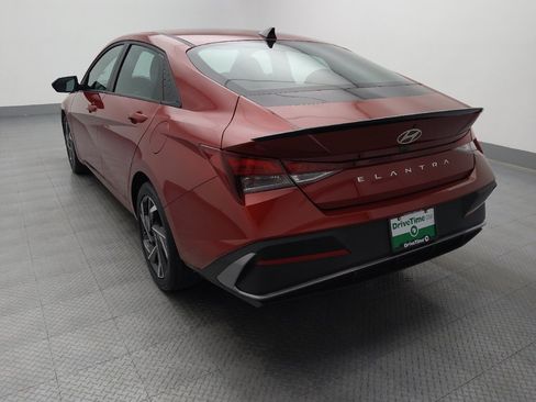 Used 2025 Hyundai Elantra Sport FWD image 6