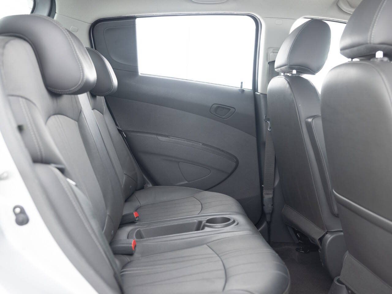 Used 2015 Chevrolet Spark LT FWD image 31