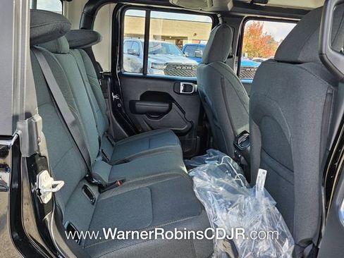 New 2026 Jeep Gladiator Sport image 14