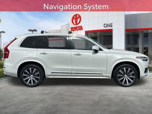 Used 2023 Volvo XC90 B5 Plus AWD/4WD image 3