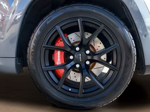 Used 2020 Jeep Grand Cherokee SRT AWD/4WD image 38