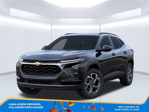 New 2026 Chevrolet Trax LT w/ Sunroof Package FWD image 7