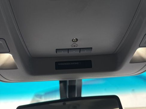 Used 2018 GMC Sierra 1500 SLT w/ SLT Premium Package image 31