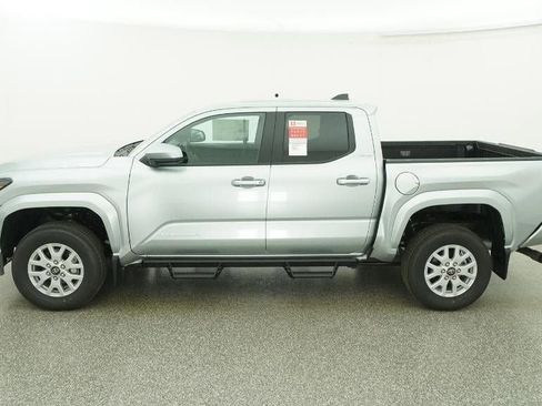 New 2026 Toyota Tacoma SR5 image 3