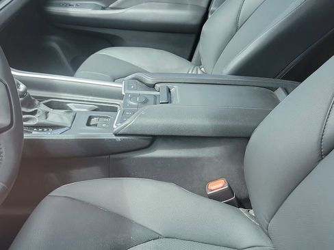 Used 2024 Toyota Grand Highlander XLE image 12