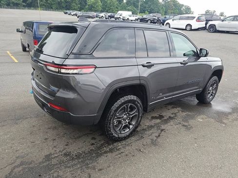 Used 2024 Jeep Grand Cherokee Trailhawk AWD/4WD image 9