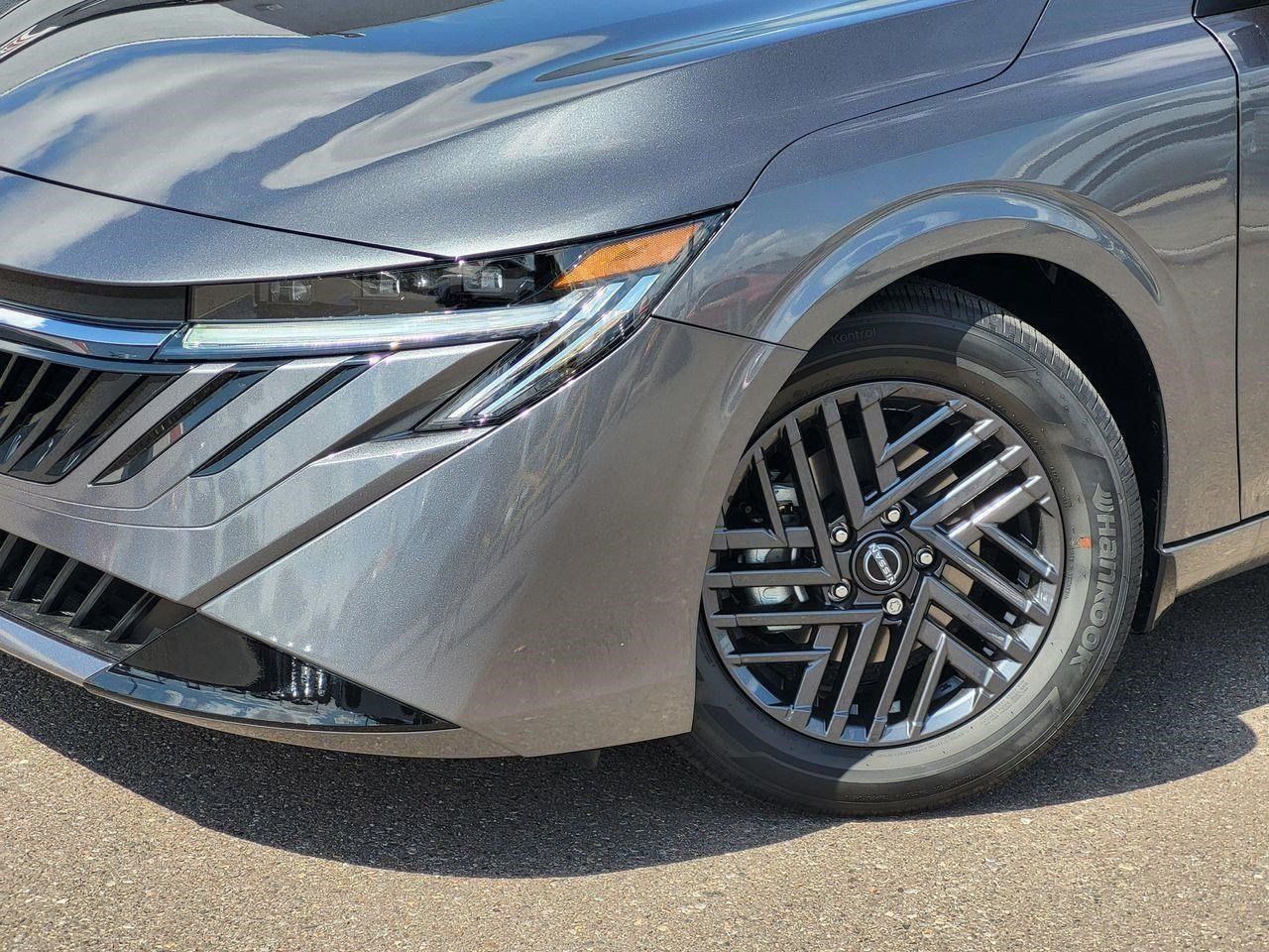 New 2026 Nissan Sentra SV w/ SV Convenience Package FWD image 9