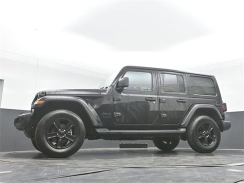 Used 2020 Jeep Wrangler Unlimited Sahara image 43