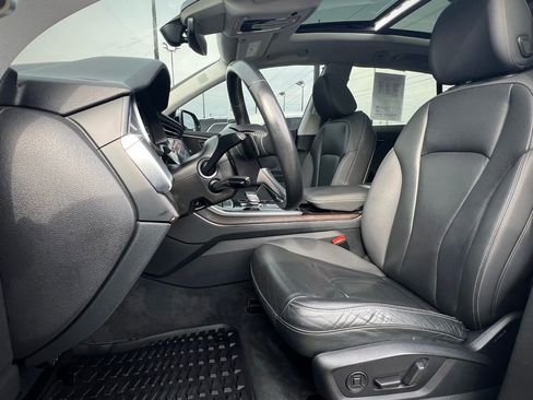 Used 2020 Audi Q8 Premium Plus w/ Premium Plus Package image 17