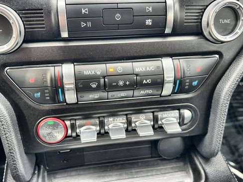 Used 2021 Ford Mustang GT Premium w/ Equipment Group 401A image 21