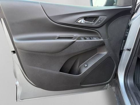 Used 2024 Chevrolet Equinox LT AWD/4WD image 13