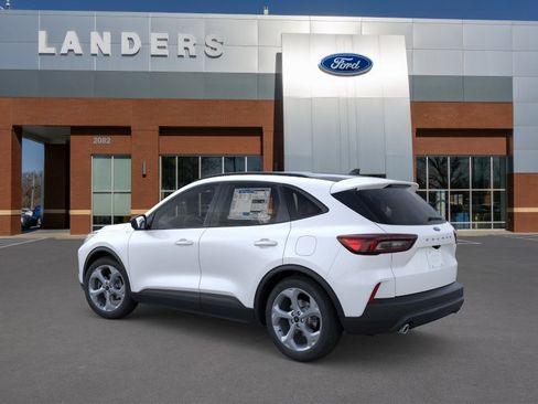 New 2026 Ford Escape ST-Line w/ Tech Pack #1 FWD image 4