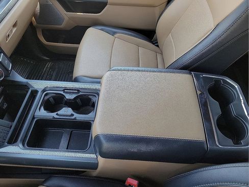 Used 2024 Ford F350 Lariat w/ Chrome Package image 20