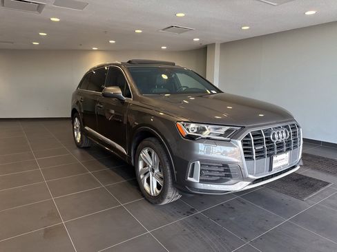 Used 2021 Audi Q7 2.0T Premium w/ Convenience Package image 4