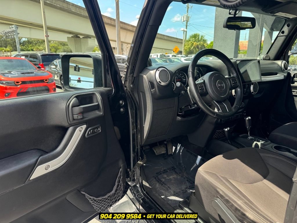 Used 2013 Jeep Wrangler Sahara w/ Connectivity Group AWD/4WD image 20
