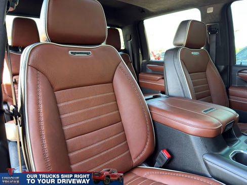 Used 2024 GMC Sierra 2500 Denali Ultimate image 32