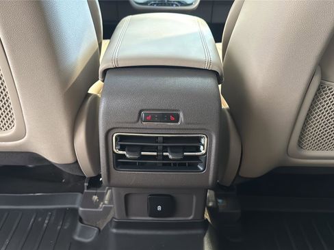 Used 2020 Lincoln Corsair AWD w/ Equipment Group 101A image 24