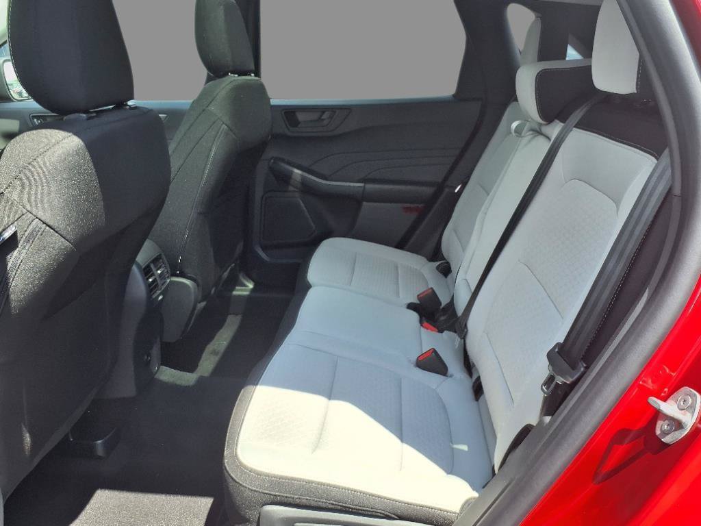 New 2025 Ford Escape Active w/ Tech Pack #1 AWD/4WD image 7
