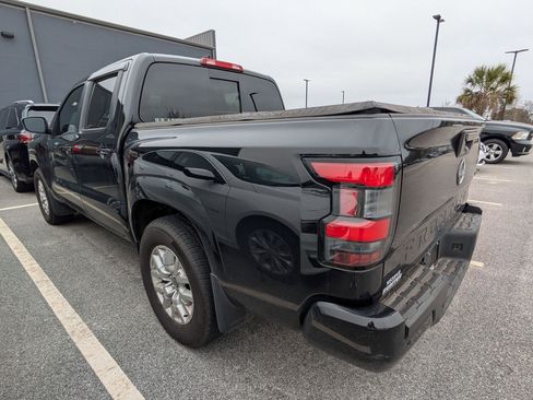 Certified 2024 Nissan Frontier SV w/ SV Convenience Package image 4