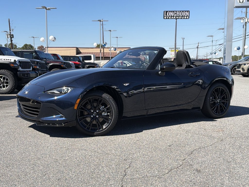 New 2026 MAZDA MX-5 Miata Club w/ Interior Package RWD image 2