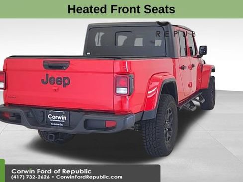 Used 2021 Jeep Gladiator Willys image 8