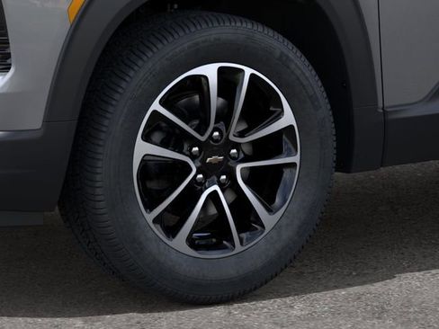 New 2026 Chevrolet TrailBlazer LT w/ LT Cold Weather Package FWD image 9
