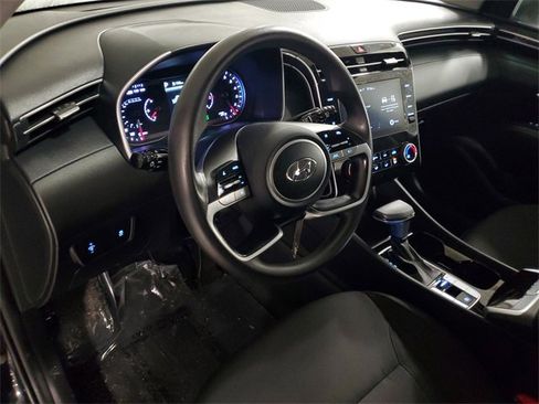 Used 2022 Hyundai Tucson SE image 15