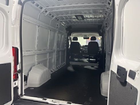 New 2026 RAM ProMaster 2500 w/ Convenience Group image 26