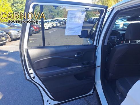 Used 2021 Honda Pilot EX-L image 9