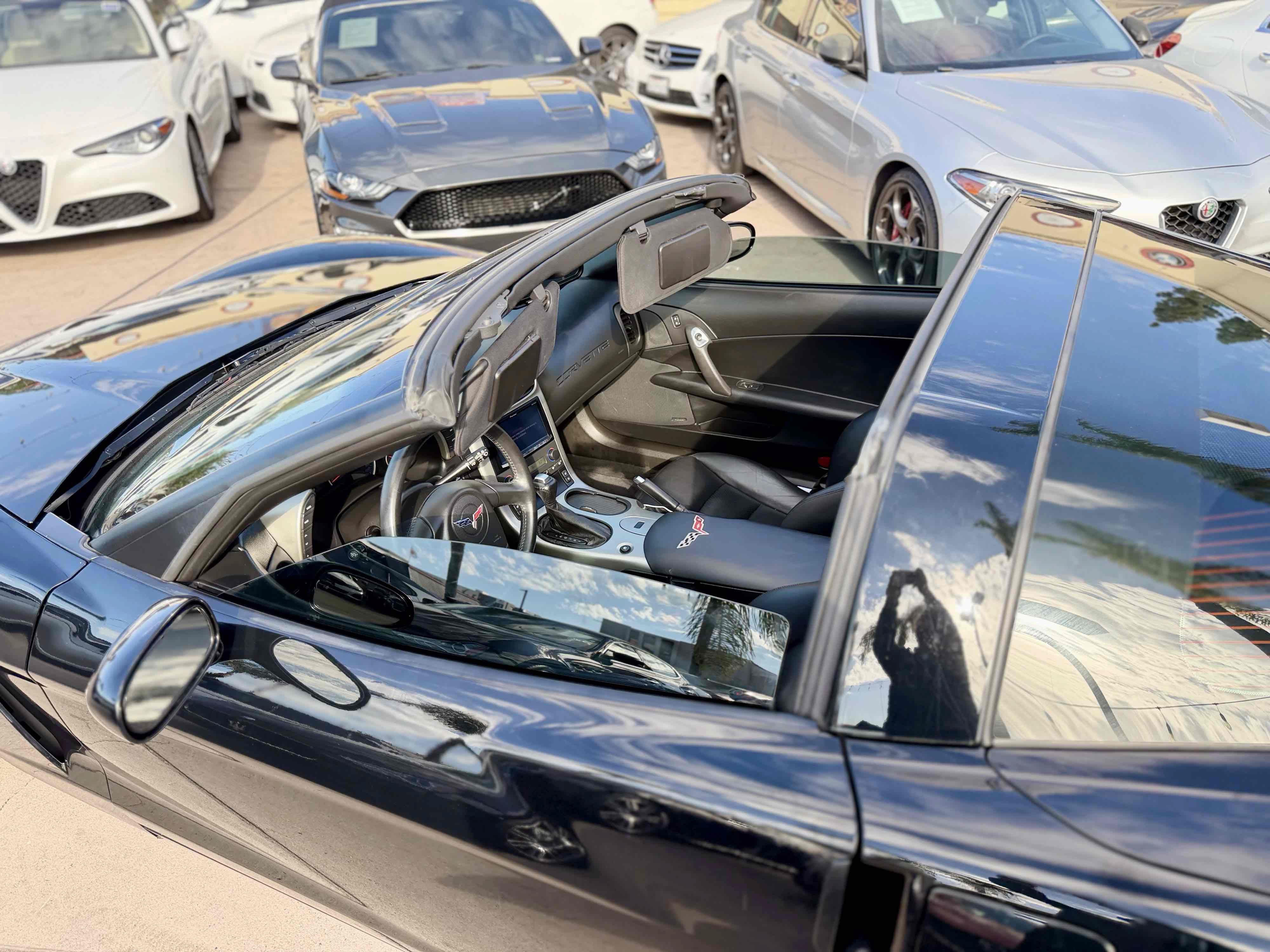 Used 2005 Chevrolet Corvette Coupe w/ Preferred Equipment Group RWD image 26