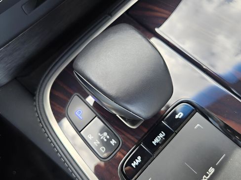 Used 2018 Lexus LS 500 AWD w/ Interior Upgrade Package image 21