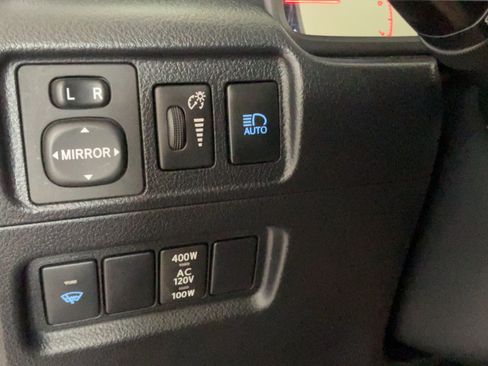 Certified 2021 Toyota 4Runner SR5 AWD/4WD image 20