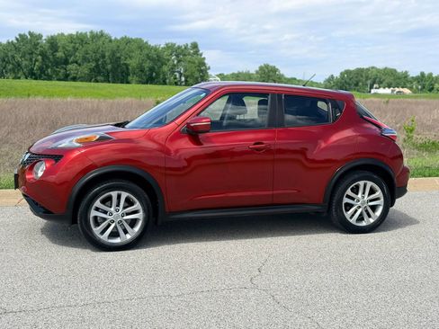 Used 2016 Nissan Juke S AWD/4WD image 9