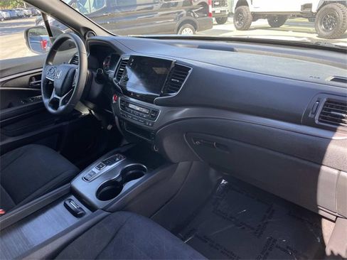 Used 2022 Honda Pilot Sport image 36